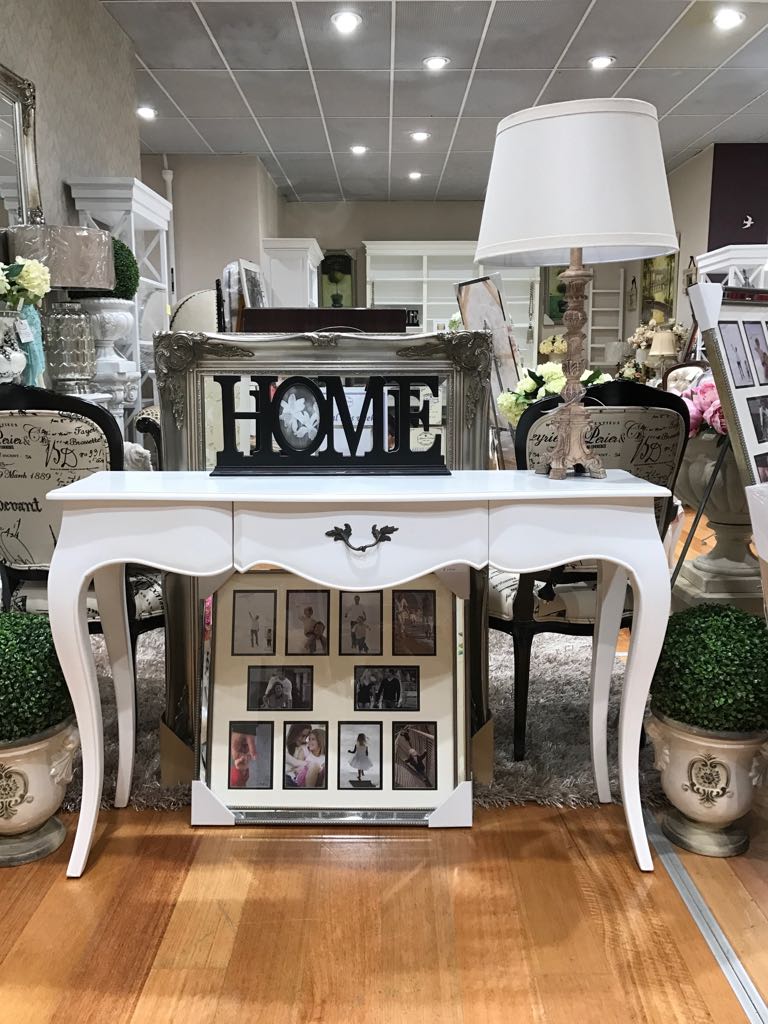 French Console, White